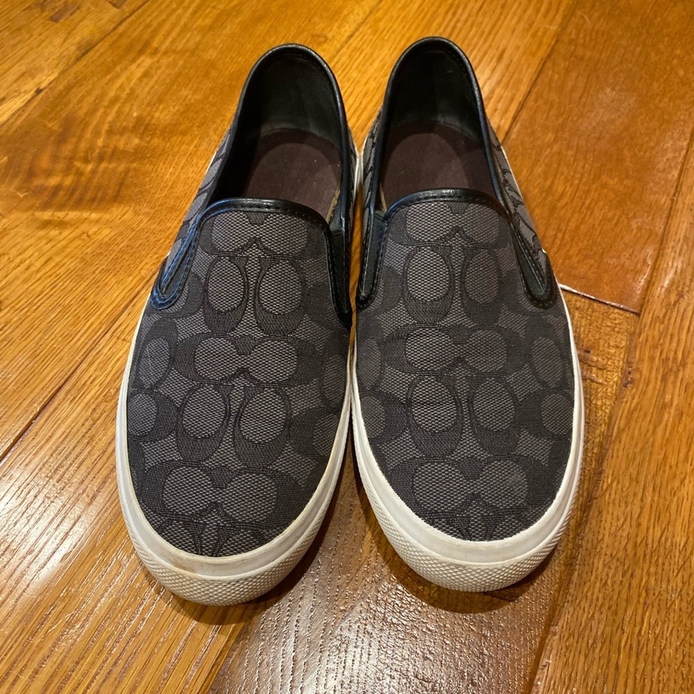 Coach ‘Chrissy’ slip on